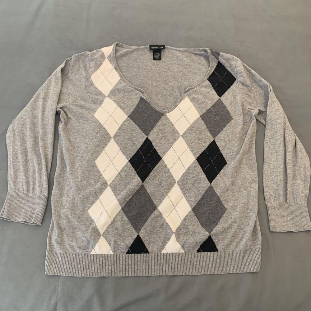 Lane Bryant Sweater Womens 18/20‎ Gray Argyle Pullover Long Sleeve V Neck Cotton